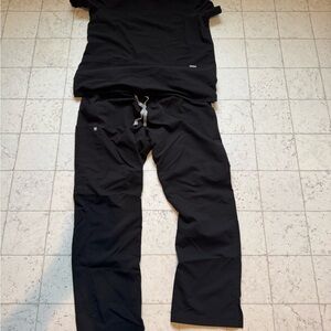 Figs Black Cargo Pants with Durable Fabric